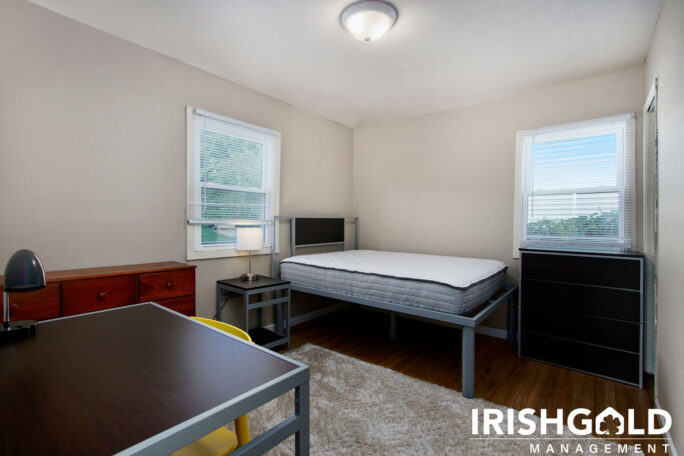 Gallery Image (12 of 17)