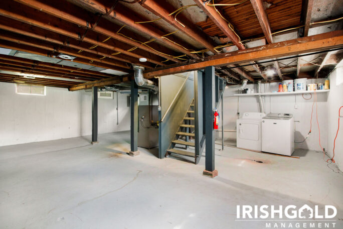 Gallery Image (15 of 17)