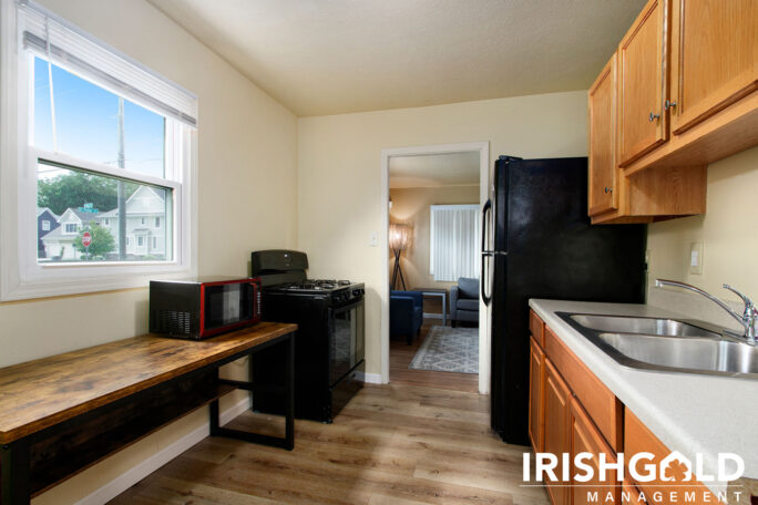 Gallery Image (1 of 17)