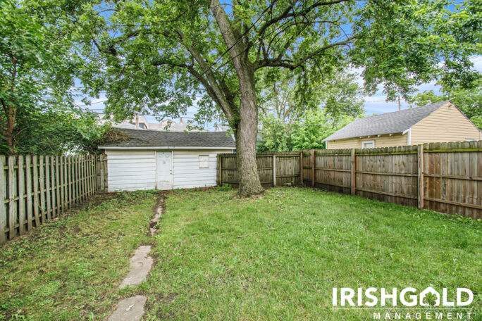 Gallery Image (15 of 16)