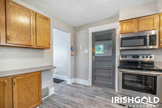 Gallery Image (8 of 19)