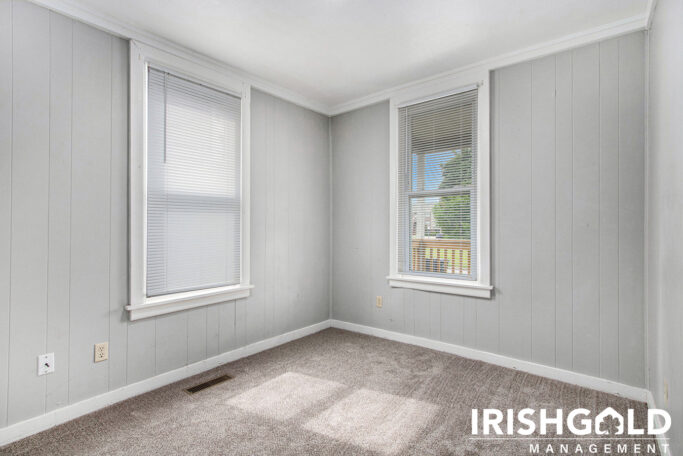 Gallery Image (12 of 16)