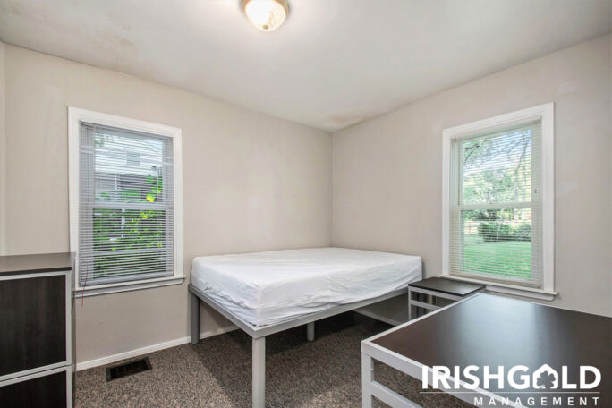 Gallery Image (13 of 16)