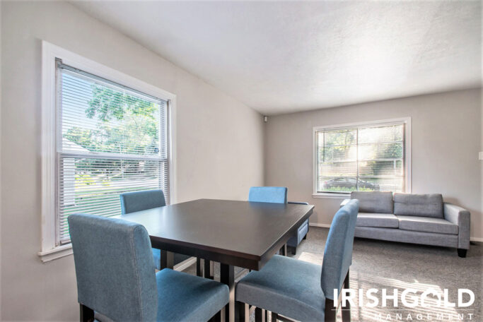 Gallery Image (8 of 16)