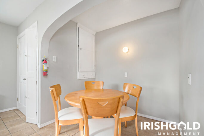 Gallery Image (11 of 18)