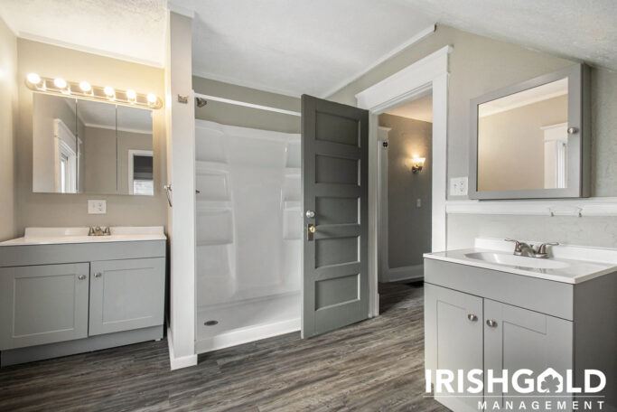 Gallery Image (12 of 17)