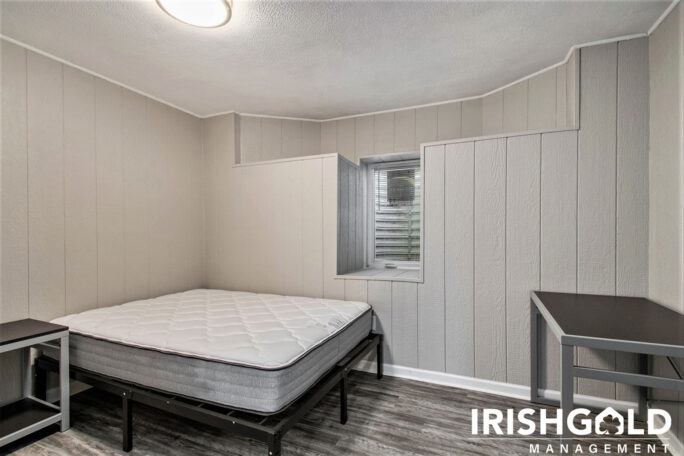 Gallery Image (14 of 17)