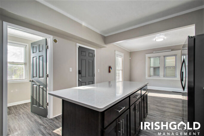 Gallery Image (8 of 17)