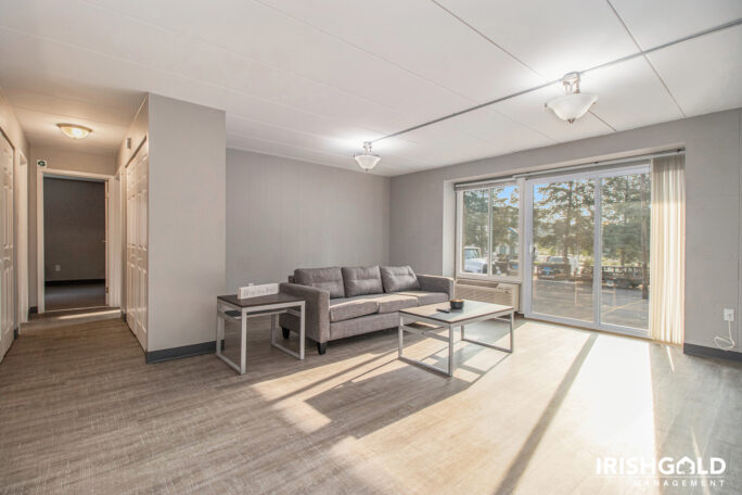 Gallery Image (3 of 16)