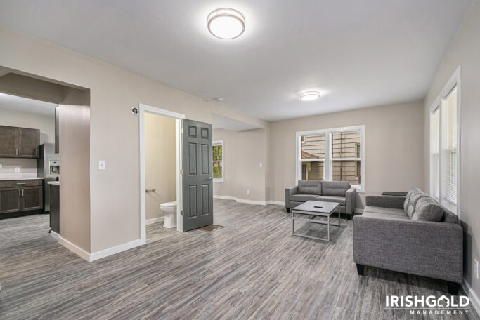 Gallery Image (2 of 20)