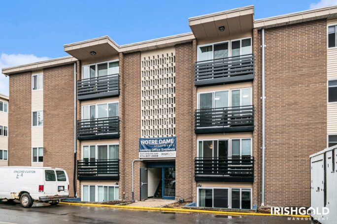 Gallery Image (2 of 16)