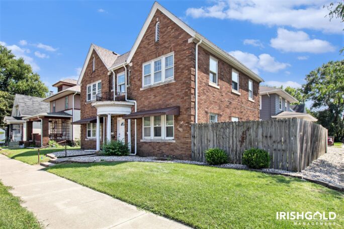 Gallery Image (2 of 15)