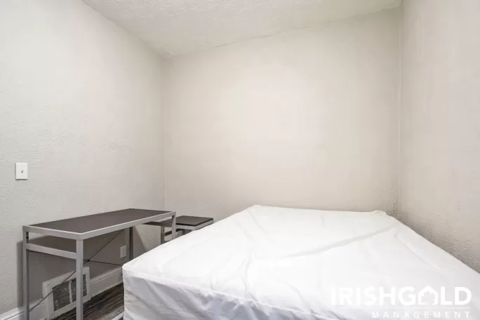 Gallery Image (10 of 16)