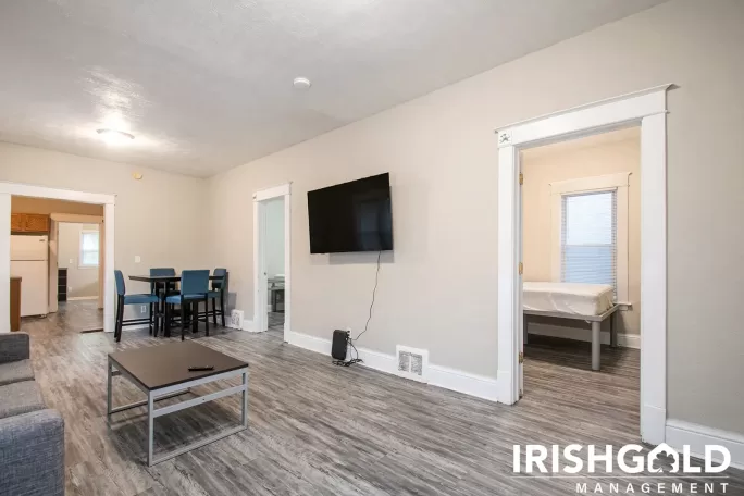 Gallery Image (4 of 16)