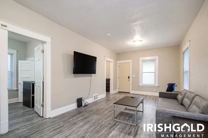 Gallery Image (5 of 16)