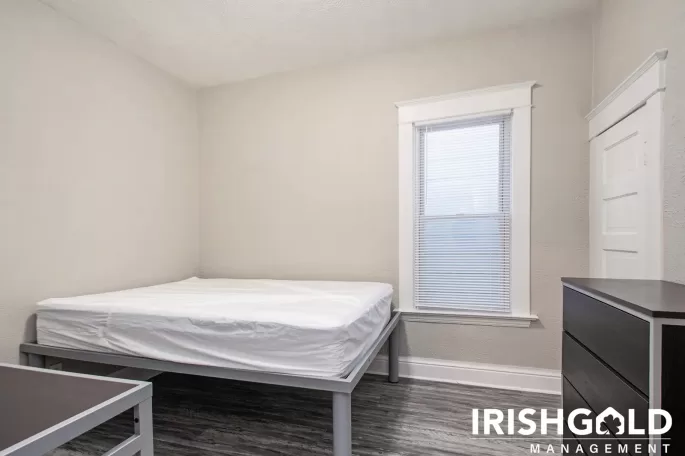 Gallery Image (9 of 16)