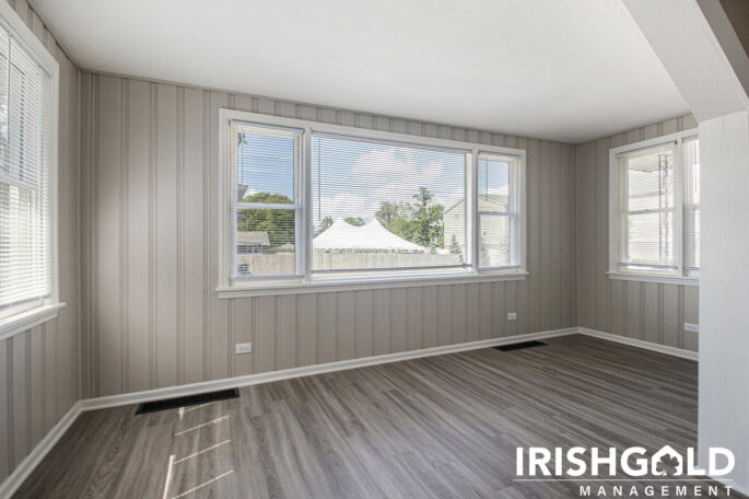 Gallery Image (16 of 17)