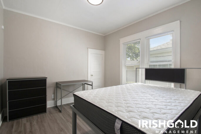 Gallery Image (12 of 17)